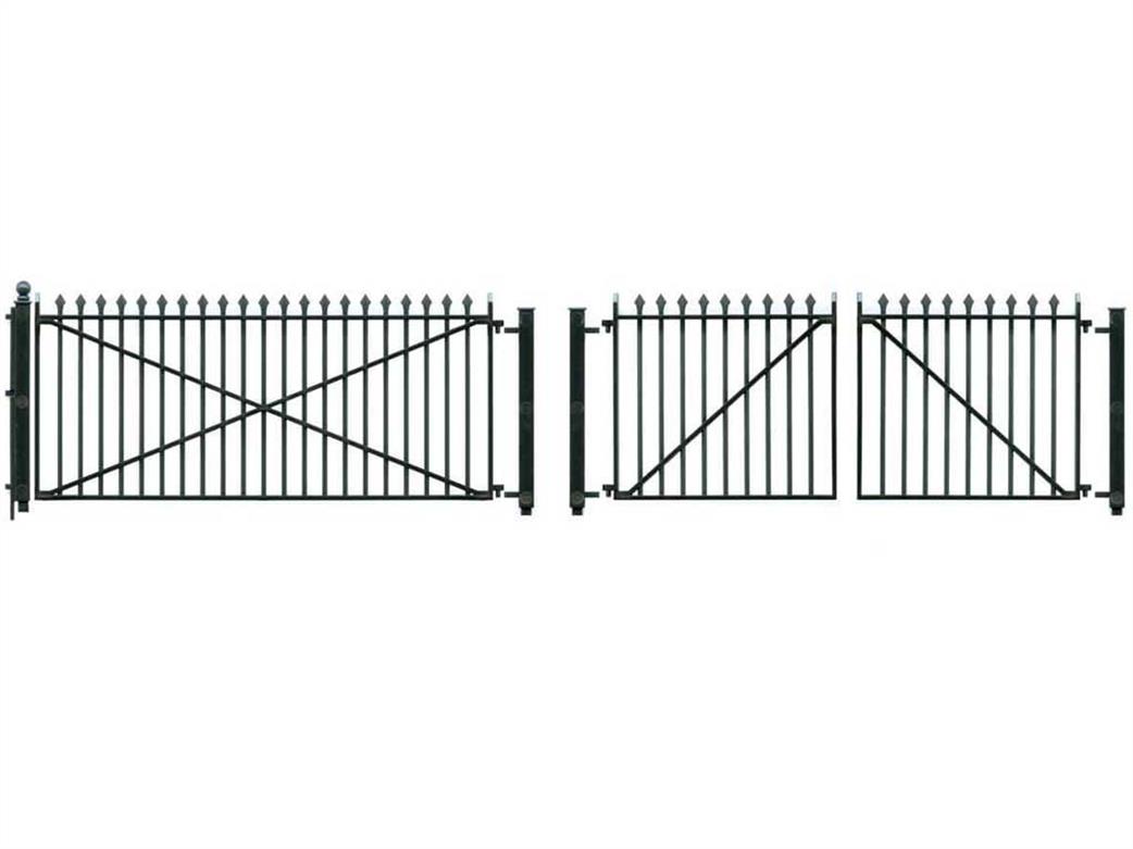 Peco O Gauge LK-742 GWR Spear Fencing, Ramp Panels, Gates and Posts