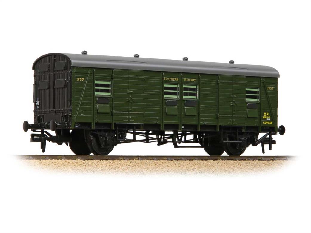 Bachmann OO 39-531 SR CCT/PMV Covcar Utility Van with End Doors SR Maunsell Era Green