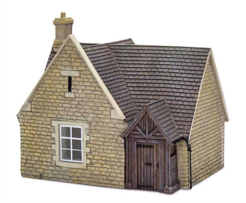 Hornby OO R7265 Alms House Ready Painted Resin Building