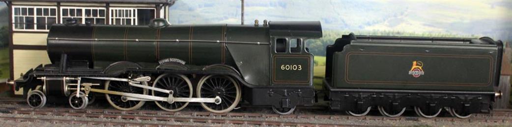 Preowned O Gauge 60103 Bassett Loake 60103 Flying Scotsmann