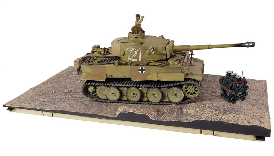 Unimax Forces of Valor 1/32 MP-912042D German SdKfz 181 PzKpfw VI Tiger Ausf F Tank Model