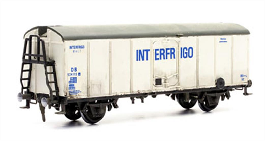 Dapol Kitmaster OO C042 Refrigerator Wagon Plastic Kit