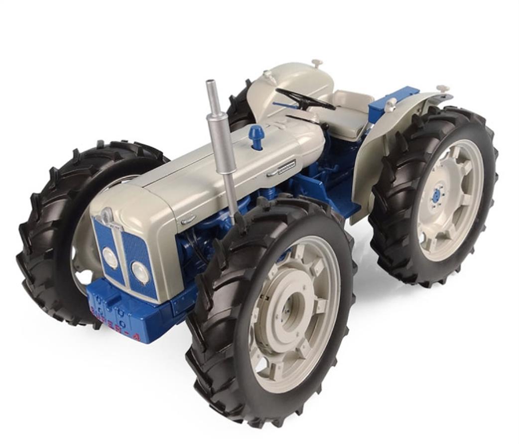 Universal Hobbies 1/16 UH2781 County Super 4-1963 Blue Grey Tractor Model