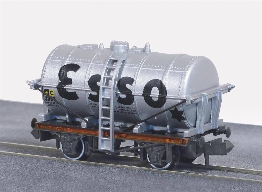 Peco N NR-P161 Petrol Tank Wagon Esso