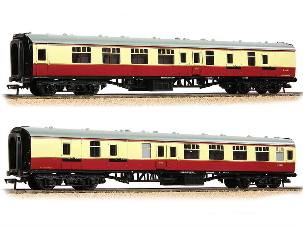 Bachmann OO 39-077GPF BR MkI BSK Corridor Brake Second Coach Crimson & Cream with Passenger Figures