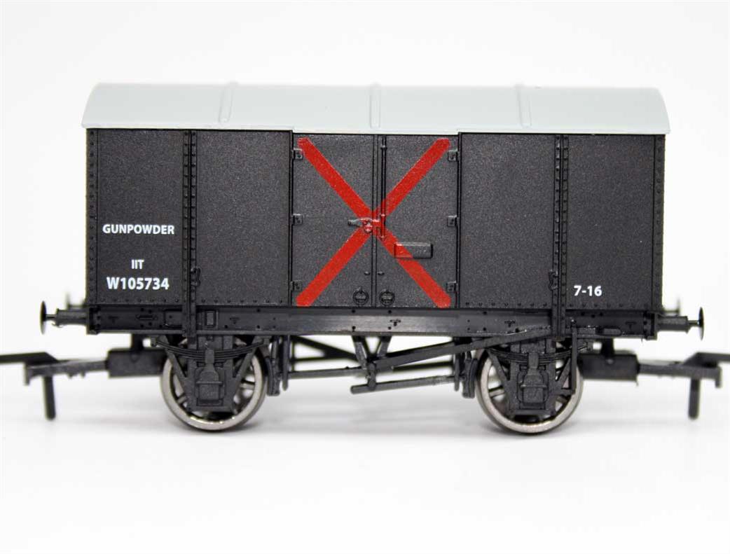 Dapol OO 4F-013-173 BR/GWR Gunpowder Van W105734 GWR Black Livery