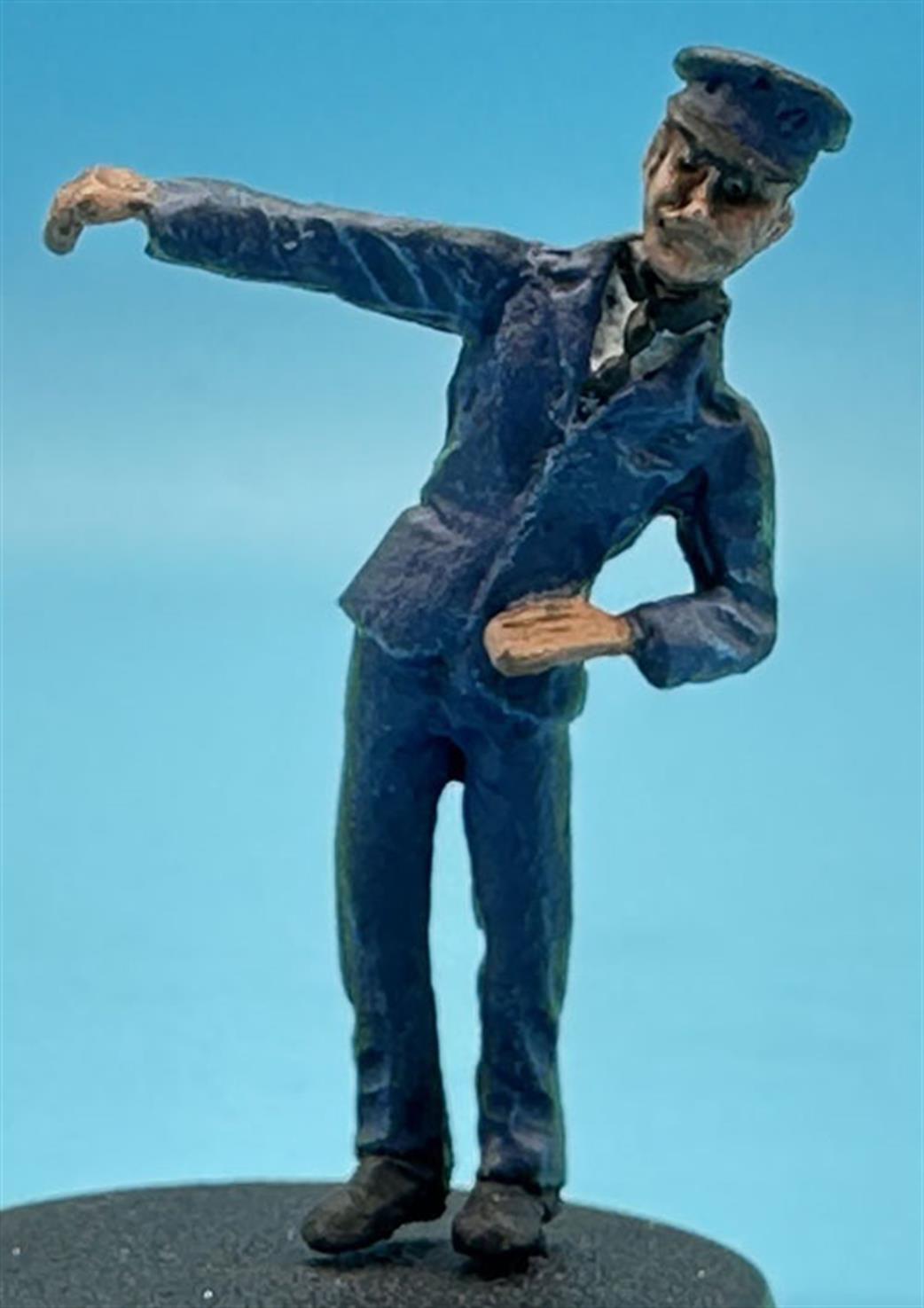 MT Miniatures O MTMO01  Driver Checking the Line Ahead Diecast Unpainted Figure
