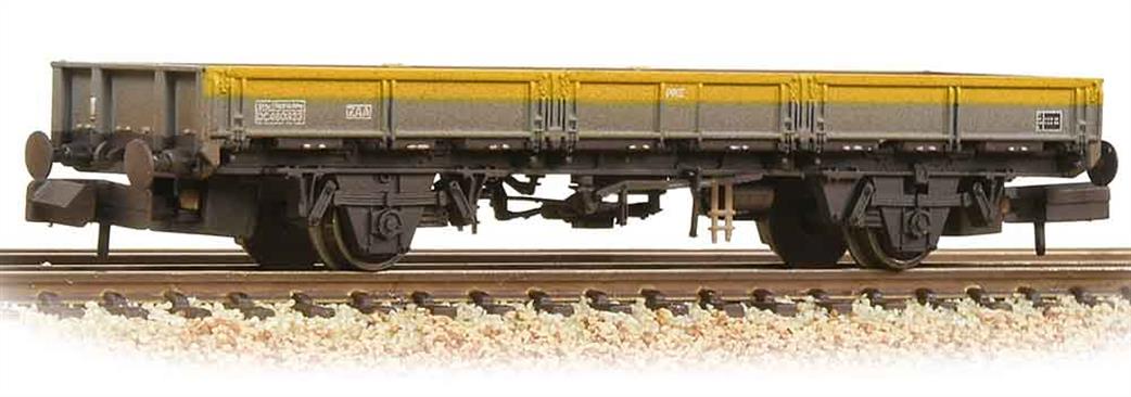 Graham Farish N 377-730B BR ZAA Wagon BR Departmental Yellow & Grey