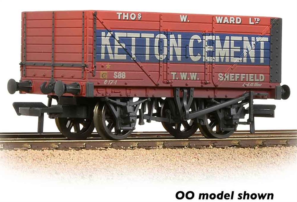 Graham Farish N 377-126C Ketton Cement 8 Plank Wagon Weathered