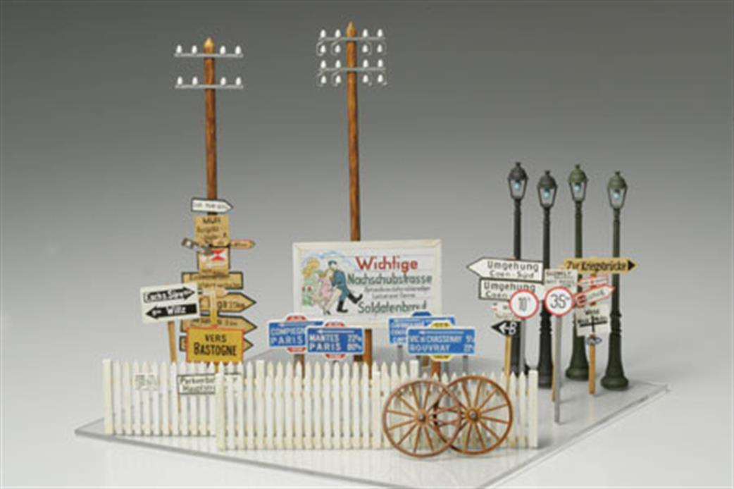 Tamiya 1/48 32509 Road Sign Set