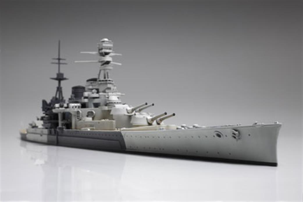 Tamiya 1/700 31617 RN Repulse WW2 Battlecruiser Kit