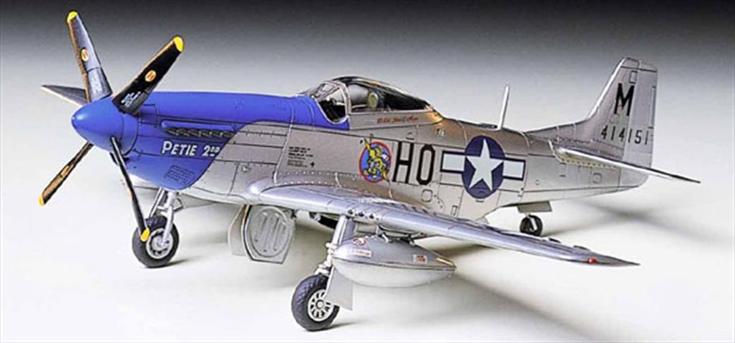 Tamiya 1/72 60749 P-51D Mustang Fighter aircraft Kit