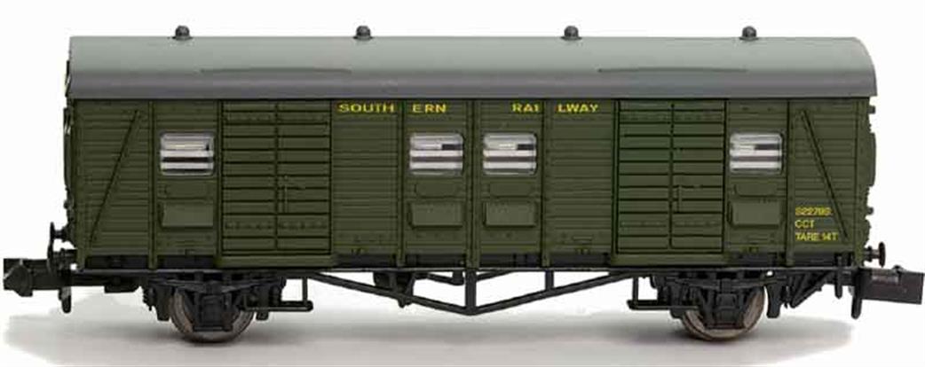 Dapol N 2F-047-011 Southern Railway 2280 4 wheel PMV / CCT Parcels Van Olive Green Livery