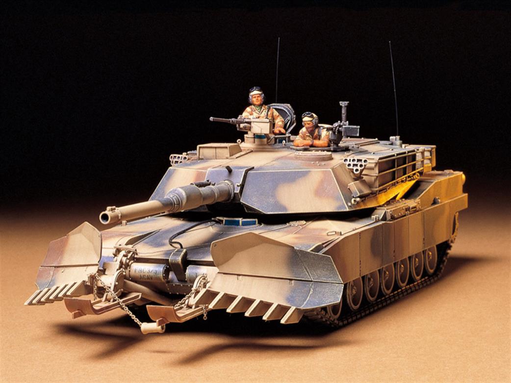 Tamiya 1/35 35158 US M1A1 Abrams MBT with Mine Plough