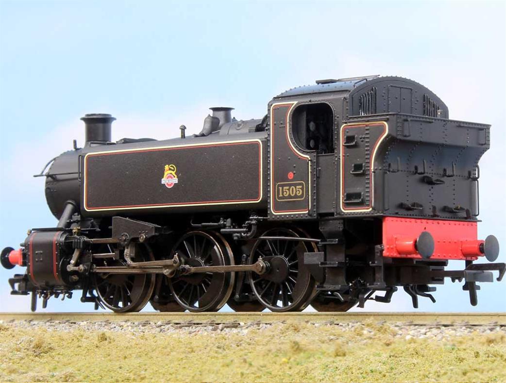 Rapido Trains OO 904003 BR 1505 GWR 15xx Design 0-6-0PT Pannier Tank Lined Black Early Emblem