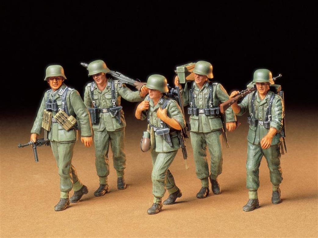 Tamiya 1/35 35184 German Machine Gun Crew Figure Set