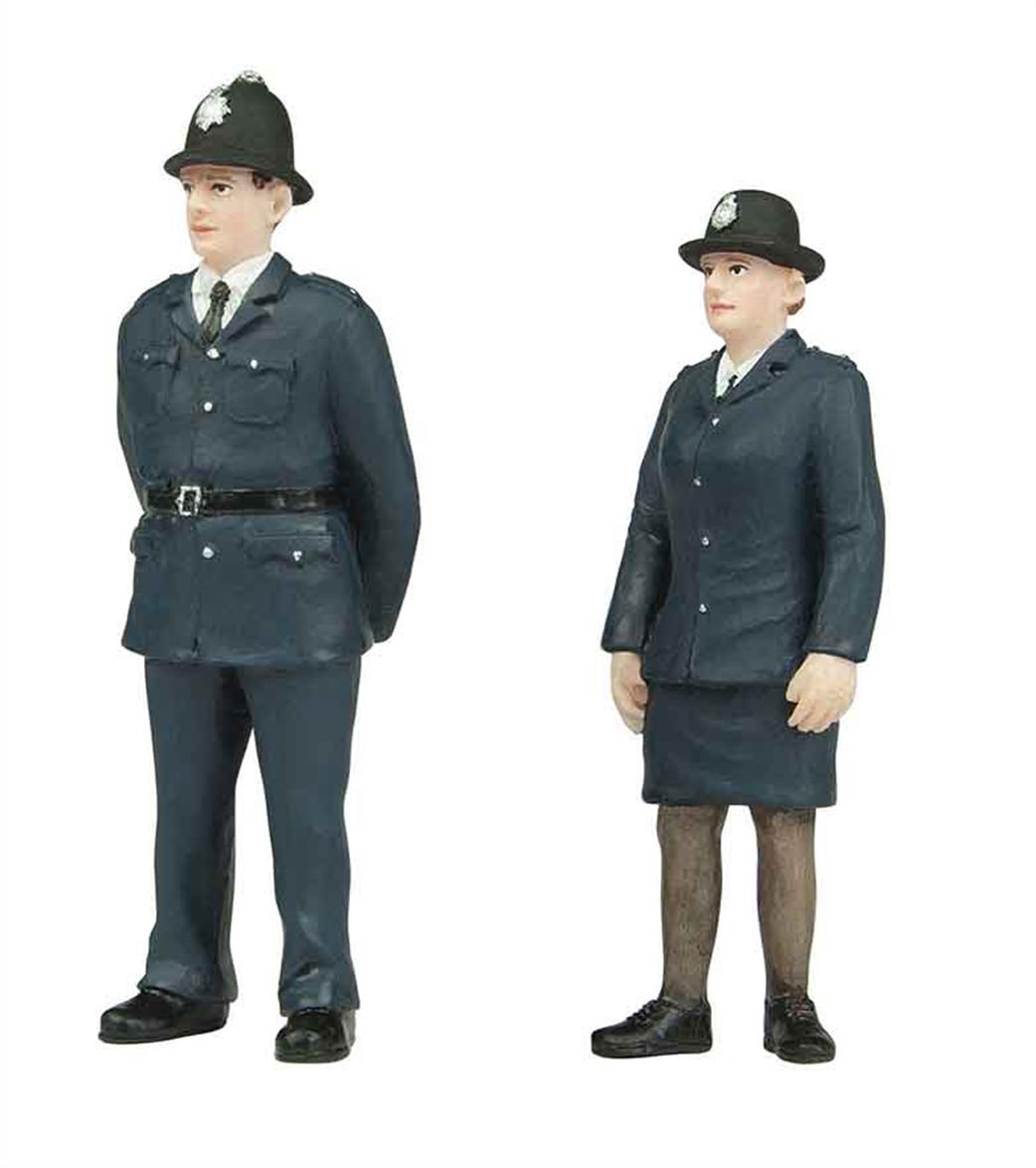 Bachmann O Gauge 47-407 Scenecraft Policeman and Policewoman