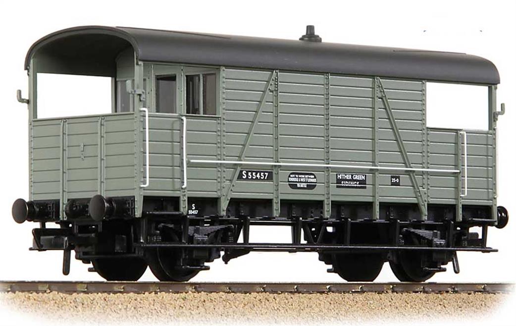 Bachmann OO 38-917 BR ex-SE&CR 25-Ton Dance Hall Goods Train Brake Van BR Goods Grey