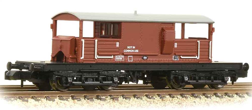 Graham Farish N 377-876A BR ex-SR 25 Ton Queen Mary Bogie Brake Van BR Bauxite