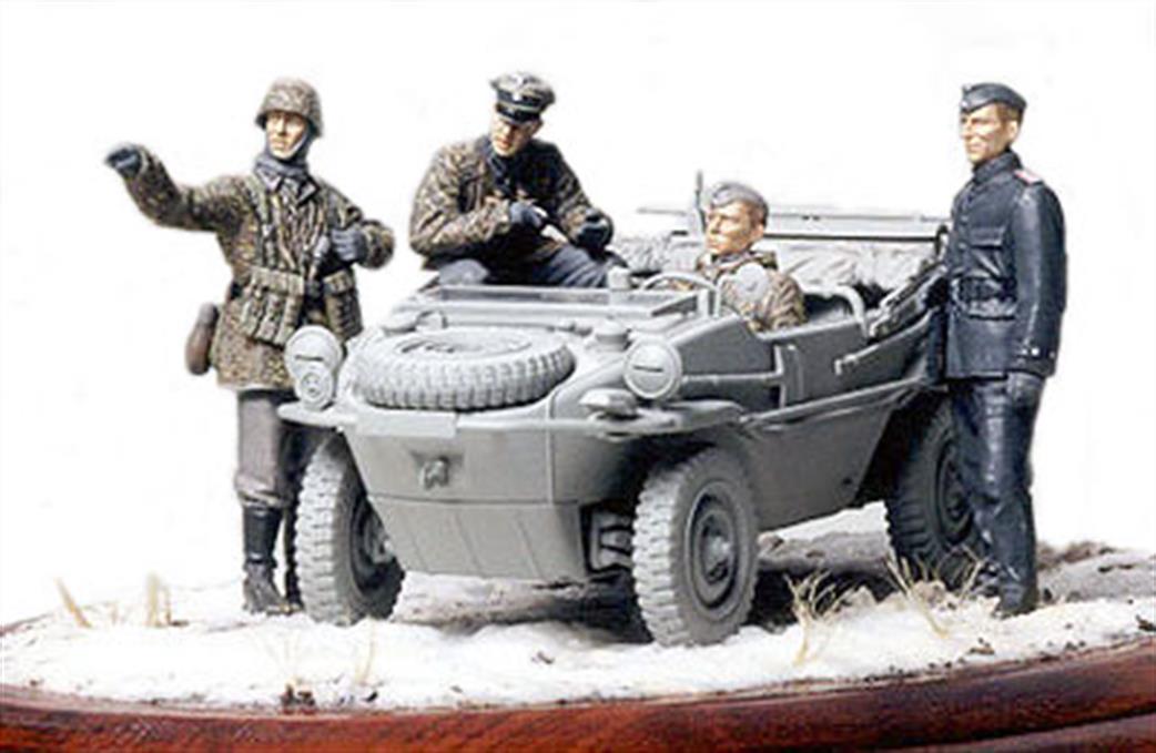 Tamiya 1/35 35253 German Recon Figure Set for Schwimwagon WW2