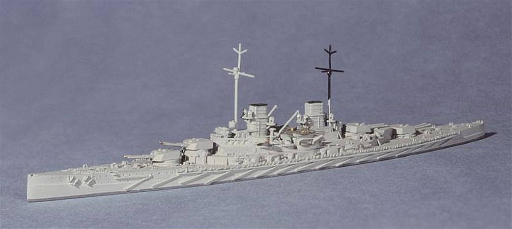 Navis Neptun 1/1250 24AN SMS Derfflinger German Battlecruiser with pole mast before post Jutland refit