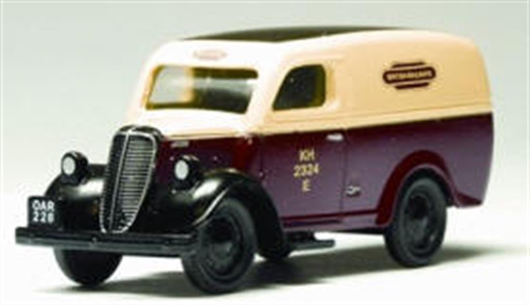 Classix Scenix 1/76 EM76607 Ford E83W Thames Van British Railways KH2324E