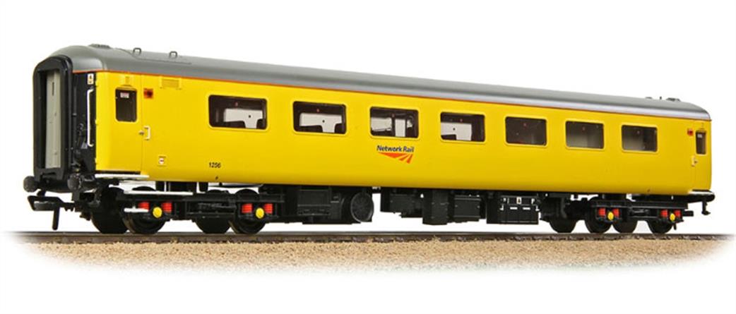 Bachmann OO 39-689 BR MK2F Ex RFB Staff Coach Network Rail Yellow